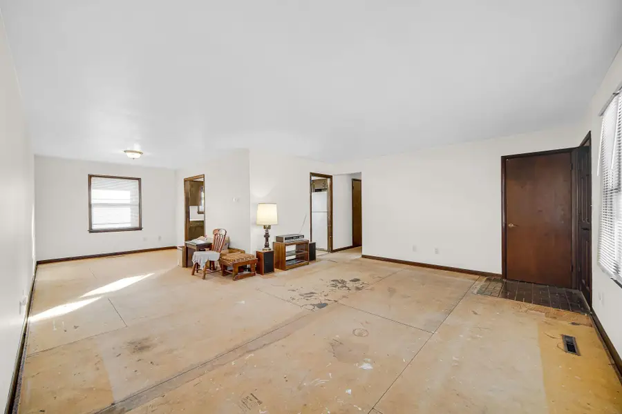 9317 Southmoor Avenue, Highland, IN 46322 - #3