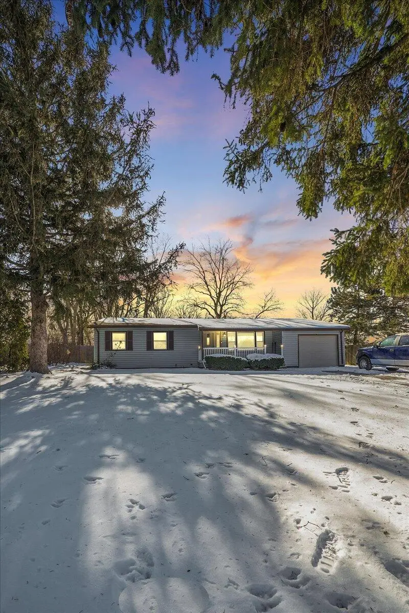 5471 W 78th Lane, Schererville, IN 46375 - Image #1