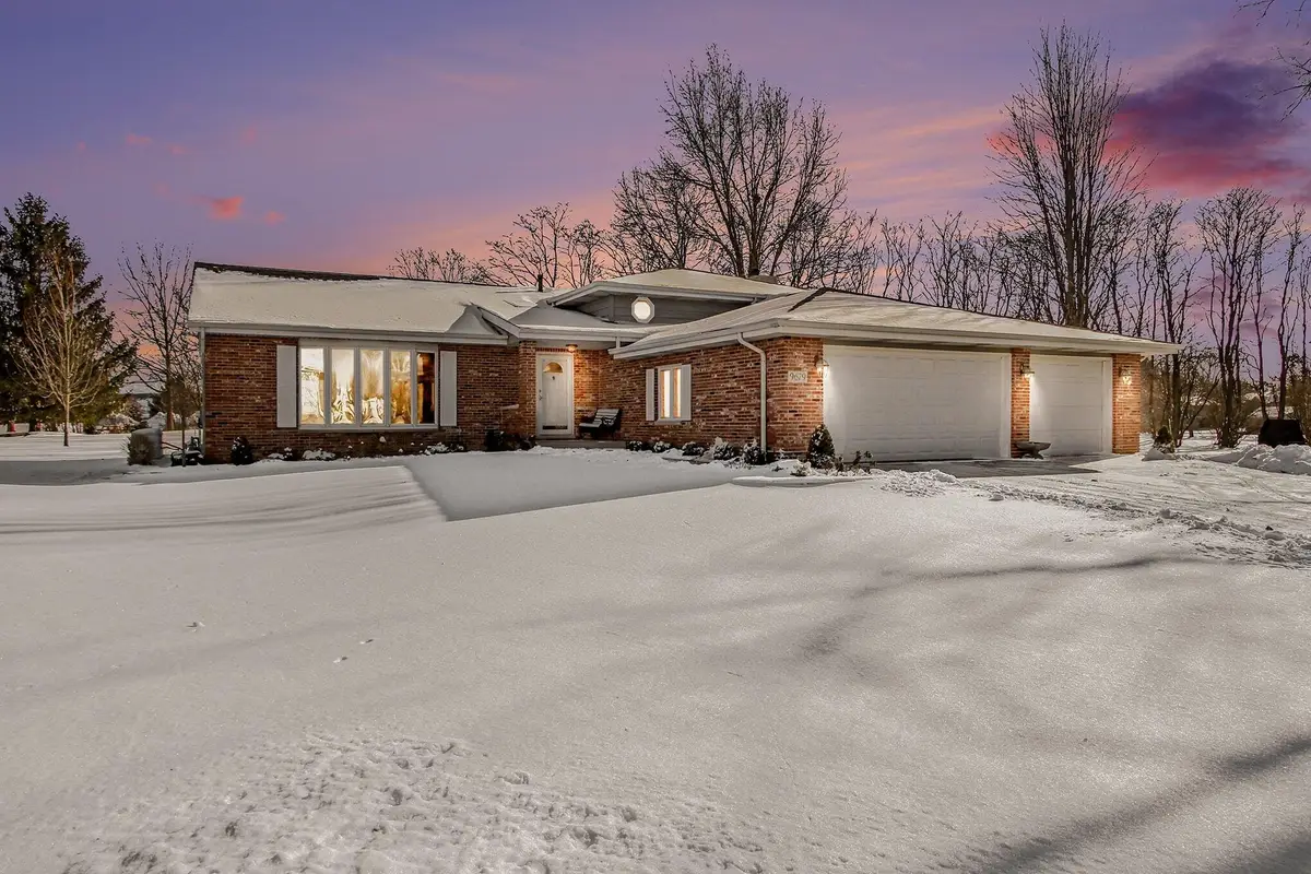 9679 E Oakridge Drive, Saint John, IN 46373 - Image #1