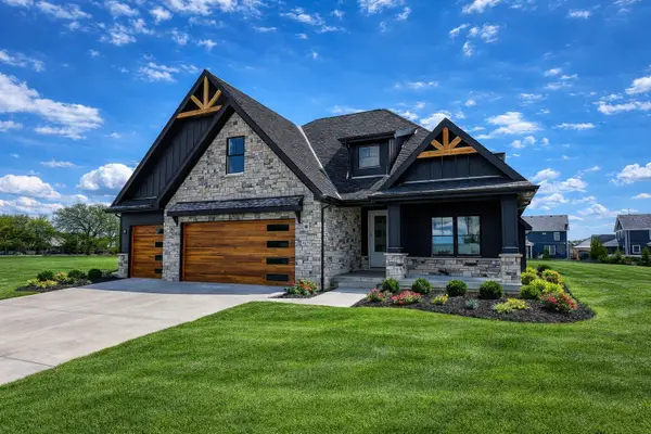 9673 Corydalis Avenue, St. John, IN 46373