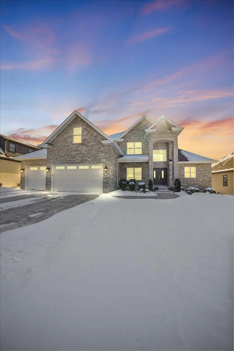 9317 Michigan Drive, Crown Point, IN 46307 - Image #1