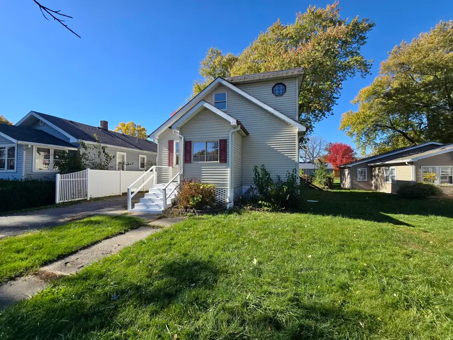 218 N Ash Street, Hobart, IN 46342 - #3