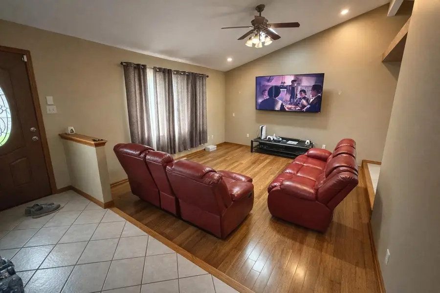 1325 W 75th Place, Merrillville, IN 46410 - Image #3