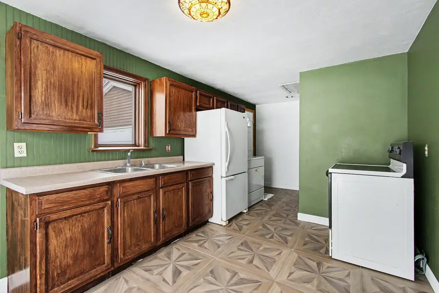 1410 Spruce Street, La Porte, IN 46350 - Image #3