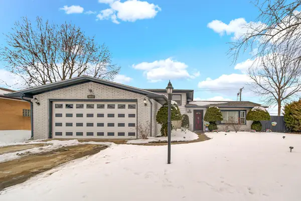 2812 W 60th Drive, Merrillville, IN 46410