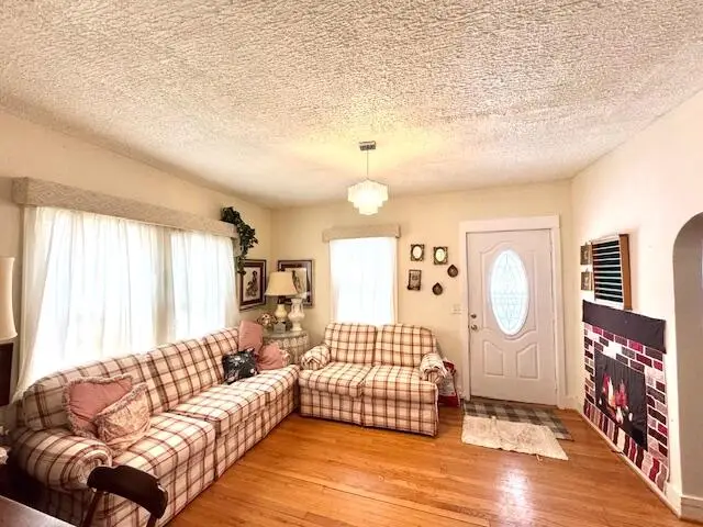 551 E Mound Street, Knox, IN 46534 - Image #2