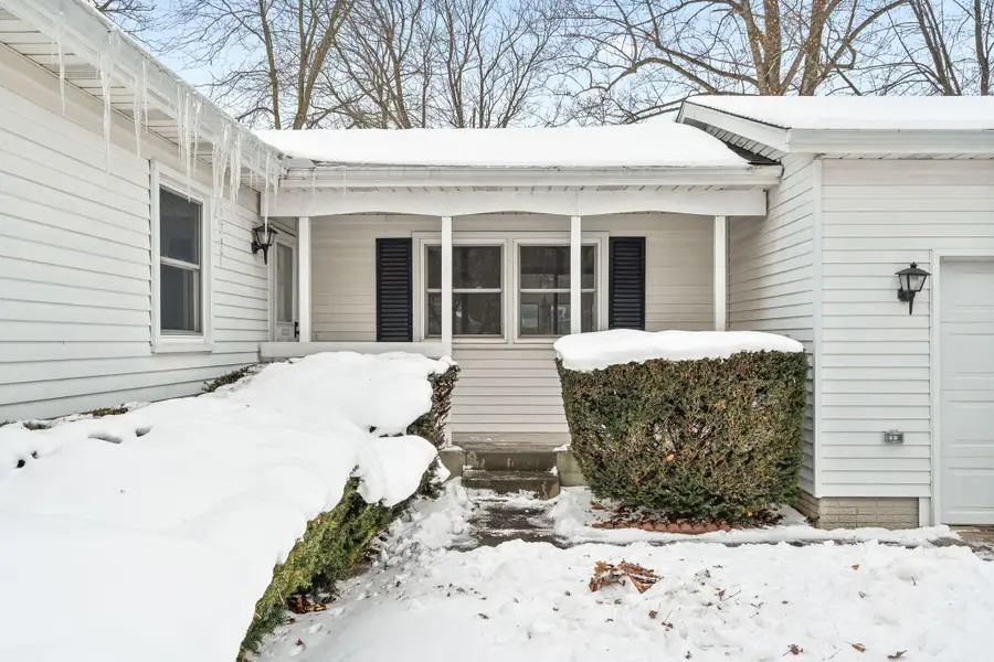 2104 Dunwoody Drive, Valparaiso, IN 46383 - Image #2