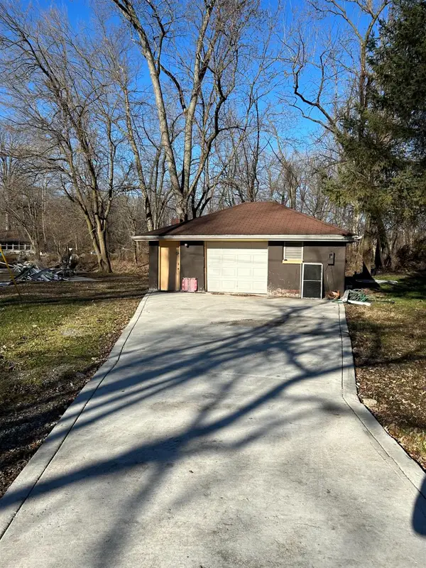 1400 Approx Island Drive, Lowell, IN 46356