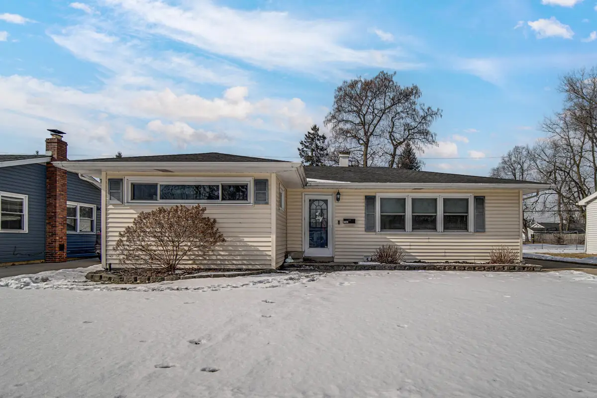 7742 Catalpa Avenue, Hammond, IN 46324 - #1