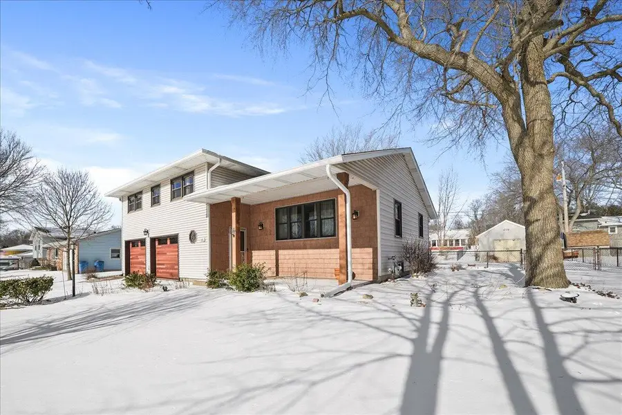 615 Mississinewa Street, Chesterton, IN 46304 - #3