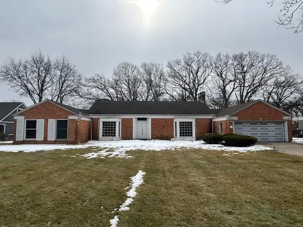 2001 W 64th Place, Merrillville, IN 46410