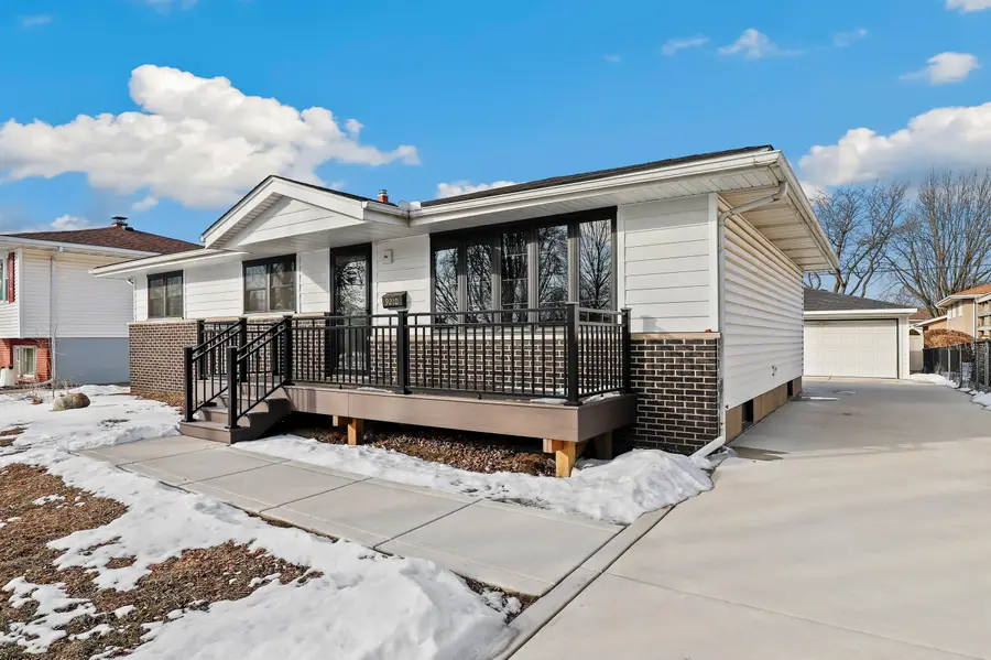 9210 Woodward Avenue, Highland, IN 46322 - #2