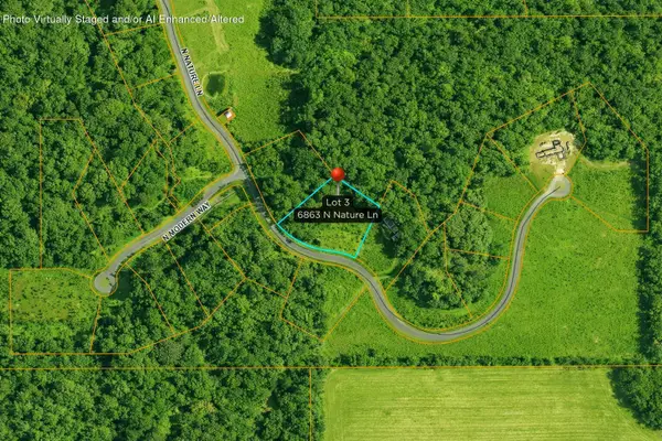 6863 N Nature Lane, La Porte, IN 46350