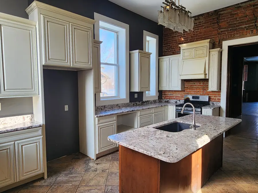 120 S Park Avenue, Rensselaer, IN 47978 - #2