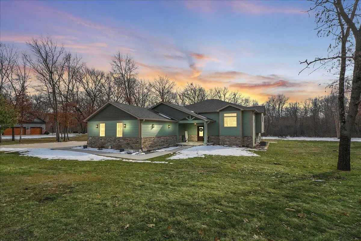 8183 Old Oak Drive, Demotte, IN 46310 - #1