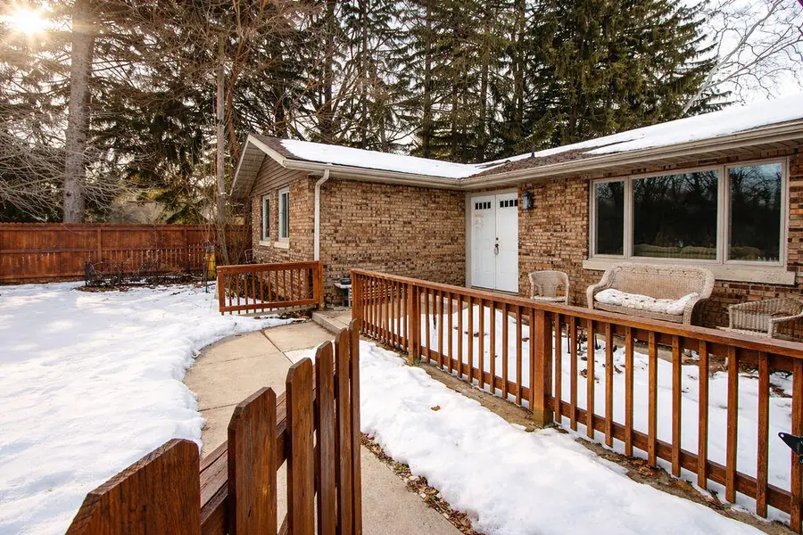 955 W 200 N, La Porte, IN 46350 - #2