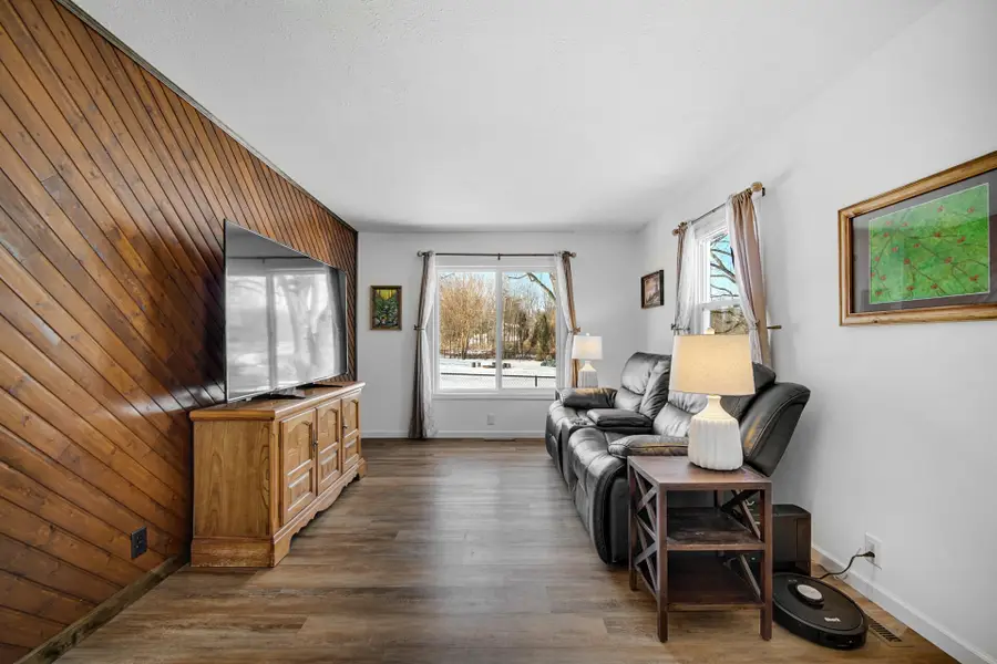 1602 E 300 S, La Porte, IN 46350 - #3