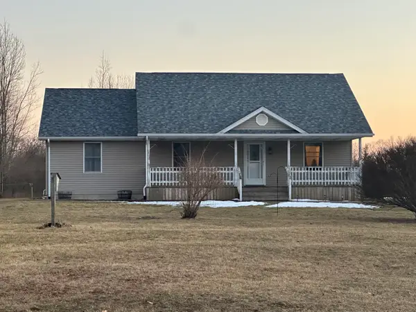 2645 E 525 S, Knox, IN 46534