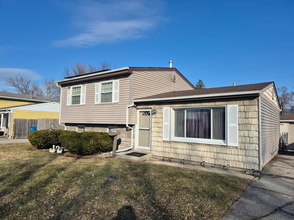 1115 N Oakwood Street, Griffith, IN 46319 - #1