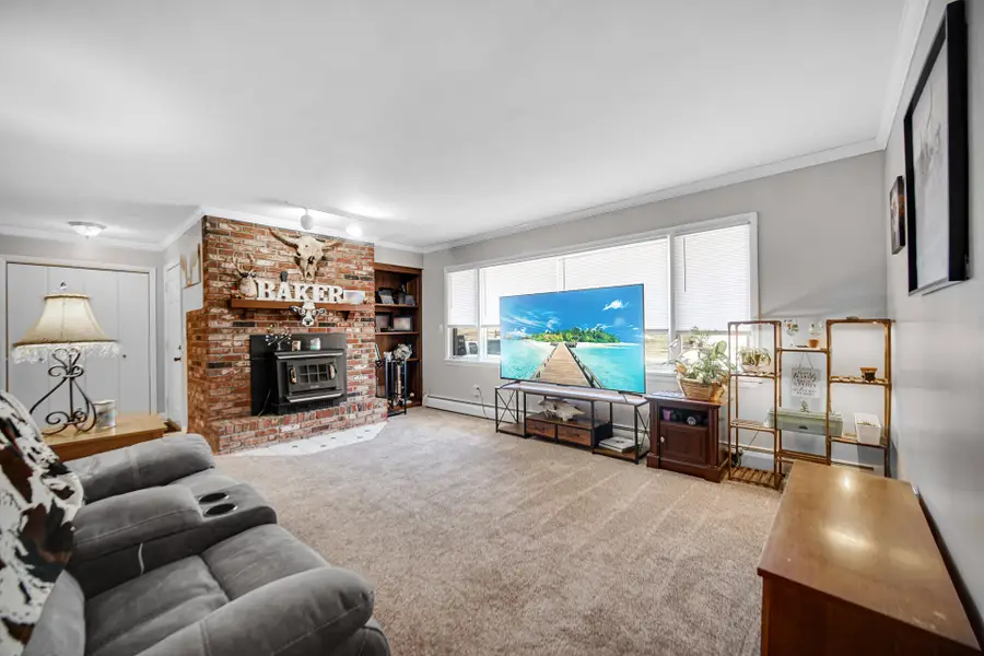 612 Almond Street Nw, Demotte, IN 46310 - #2