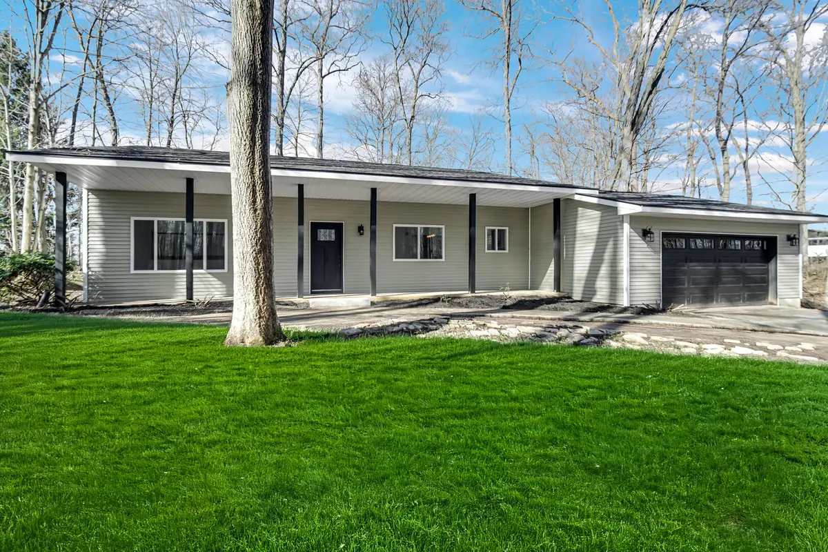 3005 Silhavy Road, Valparaiso, IN 46383 - #1