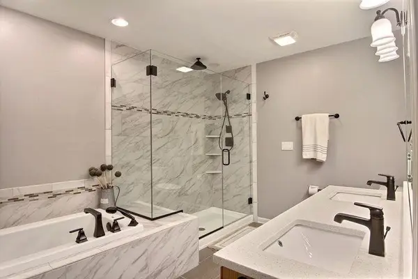 1086 Mission Hills Court, Chesterton, IN 46304