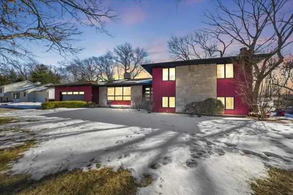 7 Diana Court, Portage, IN 46368