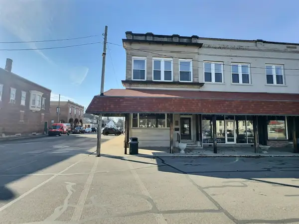 202 N 3rd Street, Kentland, IN 47951