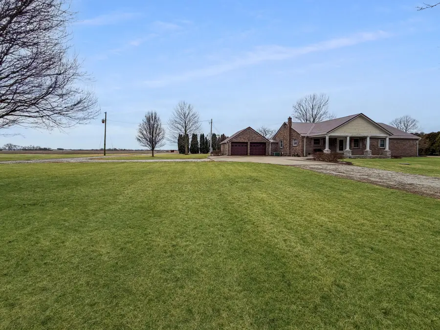 1245 W Mt Calvary Road, Rensselaer, IN 47978 - #3