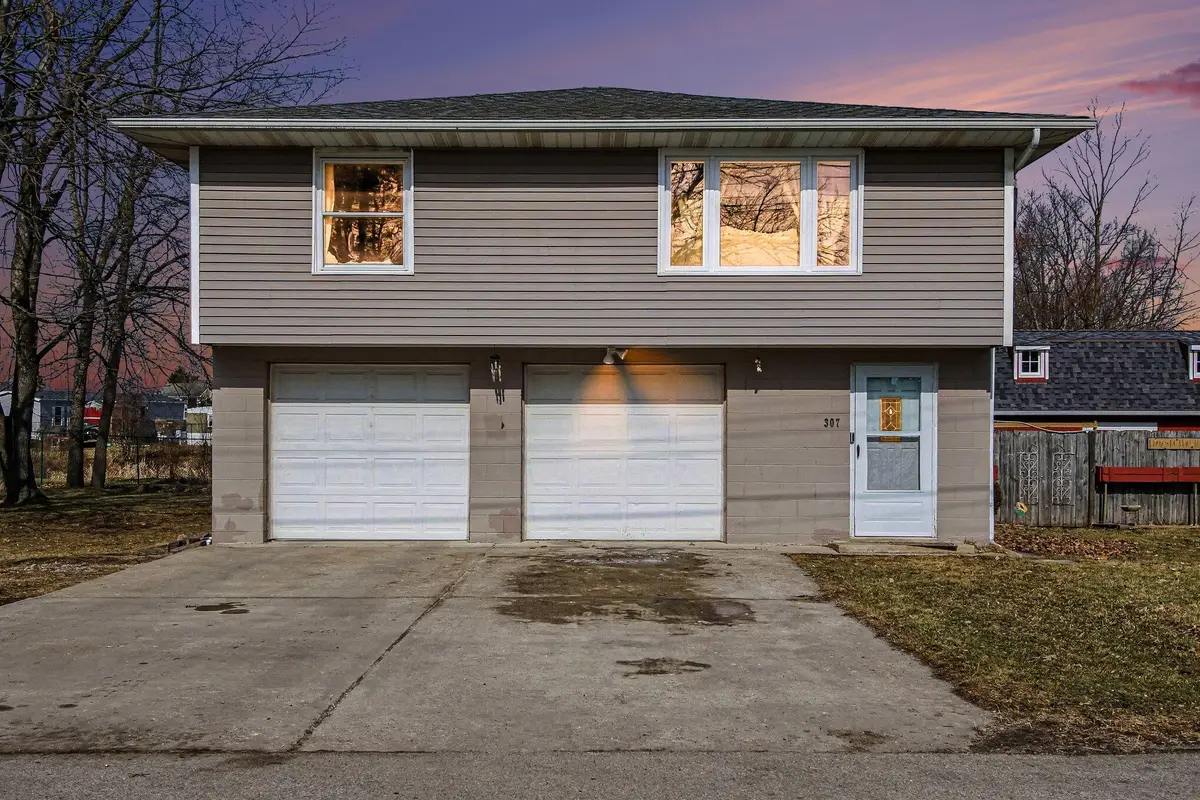 307 E Casey Street, Hebron, IN 46341 - #1