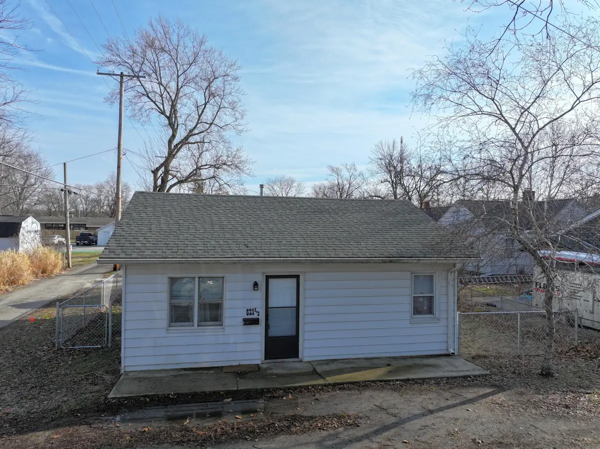 621 1/2 S Monticello Street, Winamac, IN 46996 - #1