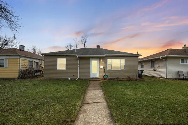 1209 W 1st Place, Hobart, IN 46342