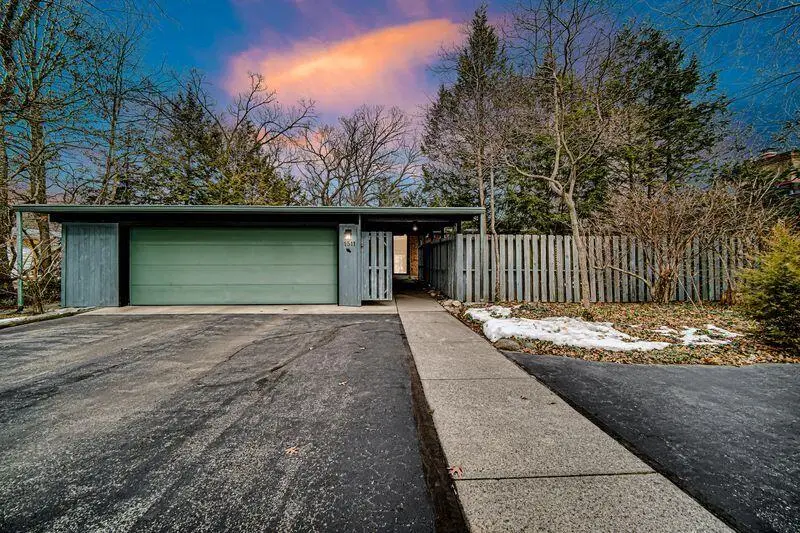 1511 35th Street, Munster, IN 46321 - #1