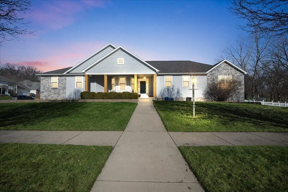 4200 Onyx Court, Valparaiso, IN 46385 - #1