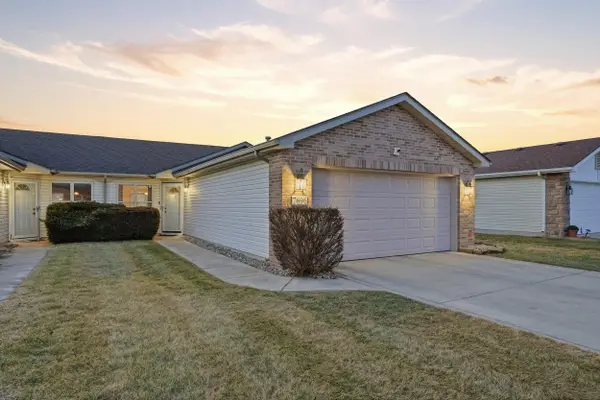 7696 Jackson Street, Merrillville, IN 46410