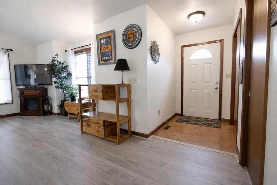 211 Whispering Boulevard, La Porte, IN 46350 - #2