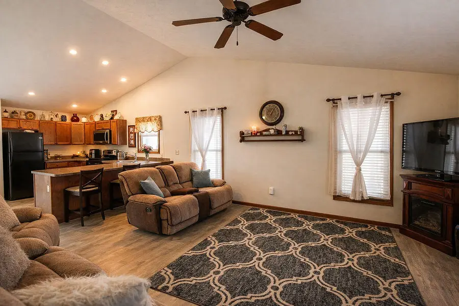 211 Whispering Boulevard, La Porte, IN 46350 - #3