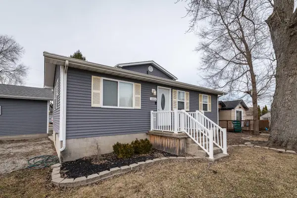 1226 S Ash Street, Hobart, IN 46342