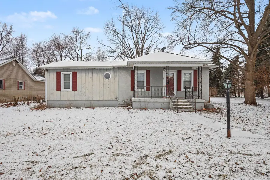 18 Genesse Street, La Crosse, IN 46348 - #2