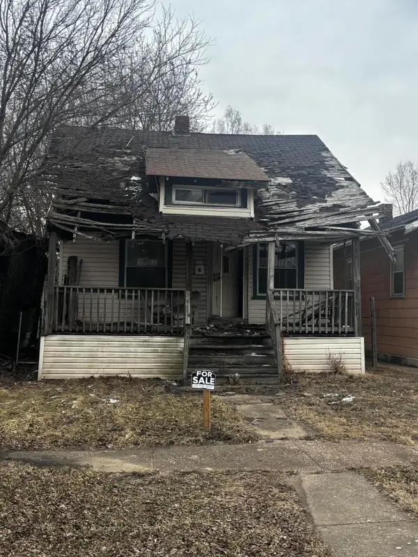 725 Georgia Street, Gary, IN 46402