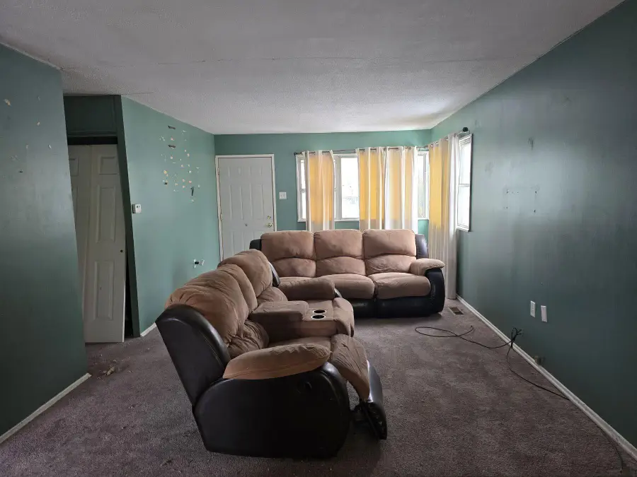 128 N Guyer Street, Hobart, IN 46342 - #2