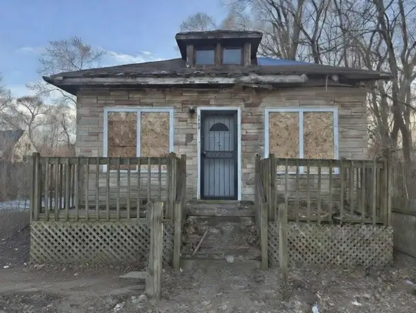 1105 W 15th Avenue, Gary, IN 46407