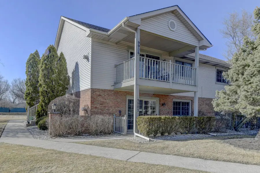 9902 Parkway Drive, Highland, IN 46322 - #3