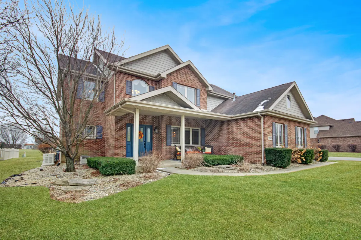 10363 Adler Cove, Saint John, IN 46373 - #1