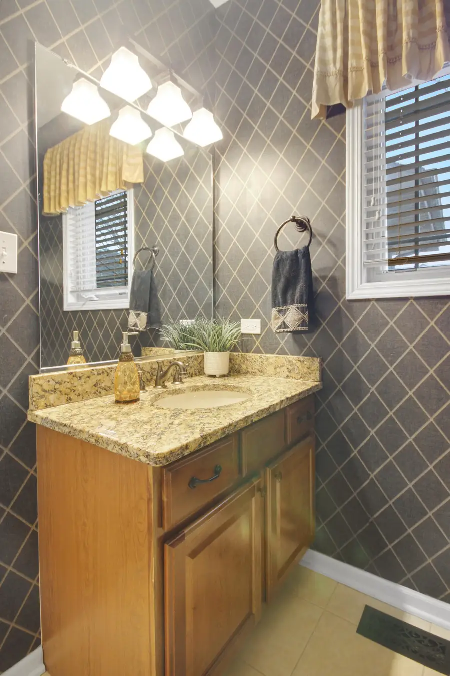 10363 Adler Cove, Saint John, IN 46373 - #3