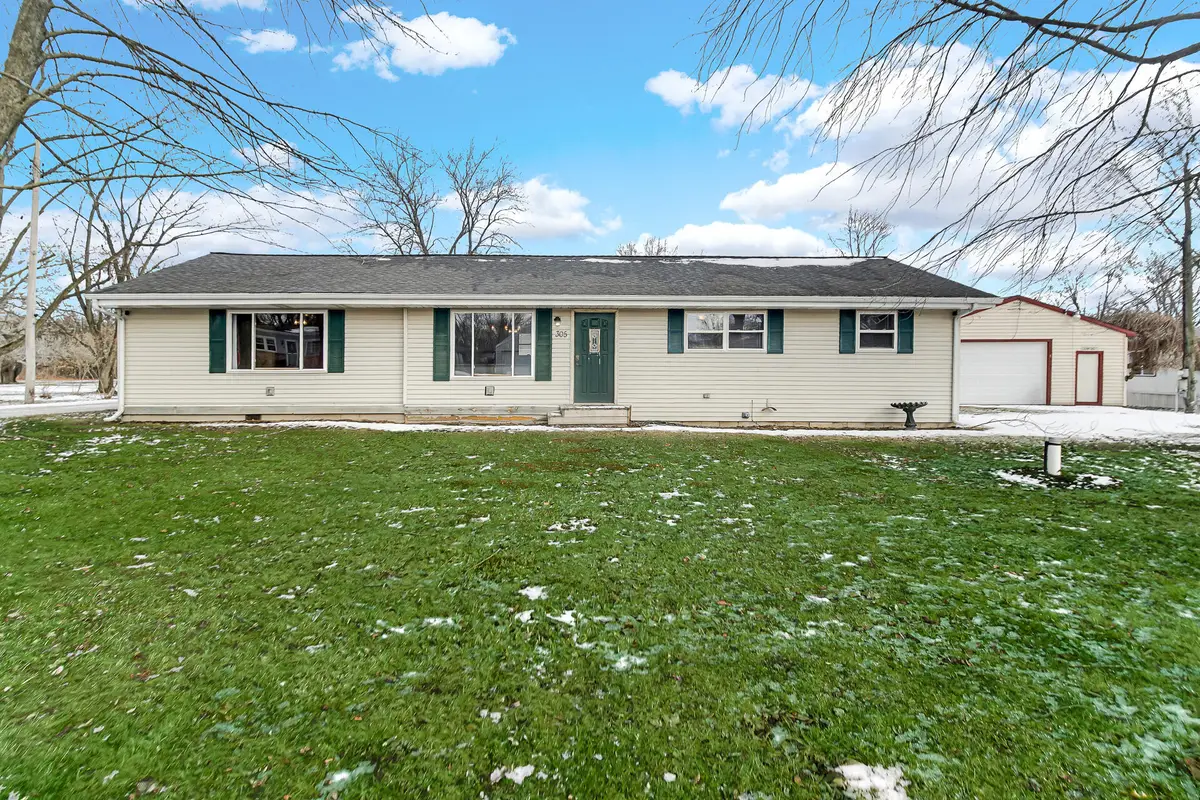 305 E Jackson Street, Chesterton, IN 46304 - #1