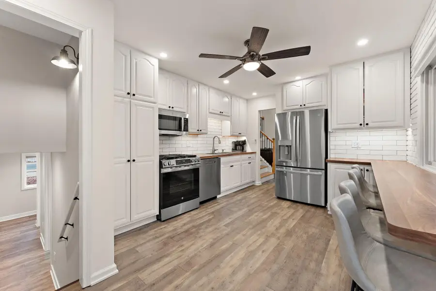 3036 99th Street, Highland, IN 46322 - #3