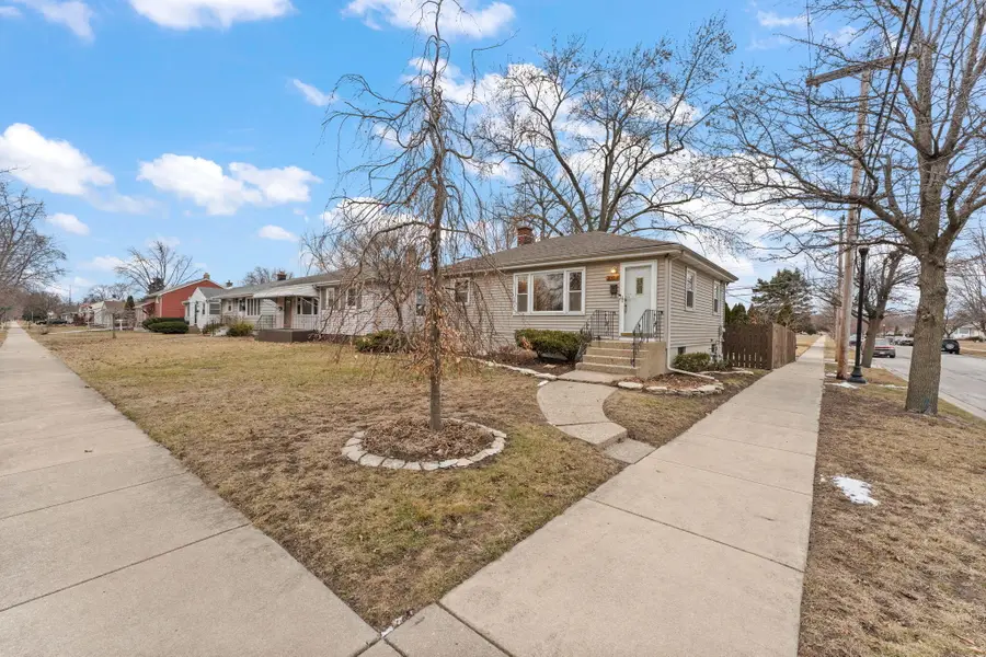 7104 Northcote Avenue, Hammond, IN 46324 - #2