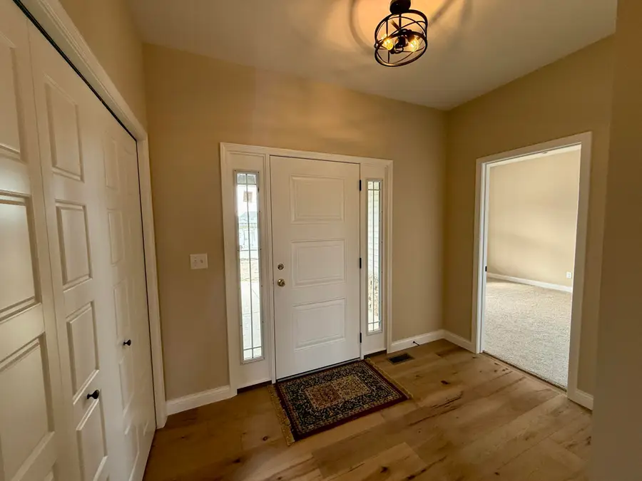 840 Idlewild Lane, Chesterton, IN 46304 - #2