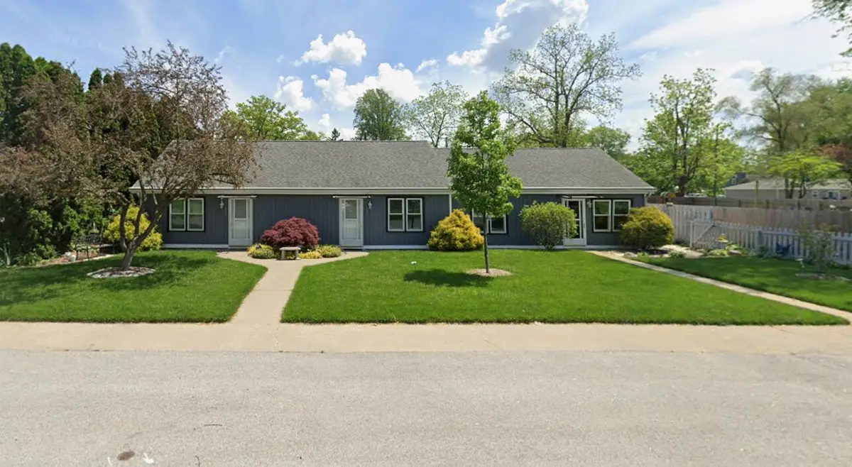 113 S 15th Street, Chesterton, IN 46304 - #1